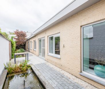 Trendy gelijkvloers appartement met fijn terras én autostaanplaats - Foto 3