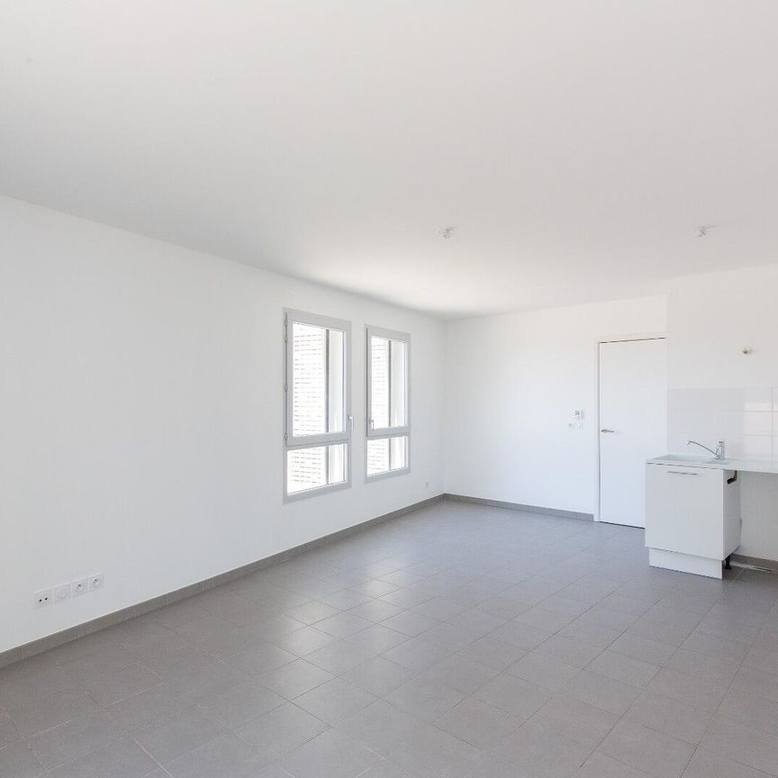 location Appartement T3 DE 62.97m² À NICE - Photo 1