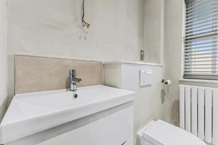 2 bedroom semi-detached house to rent - Photo 3