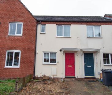 2 bedroom terraced house to rent - Photo 2