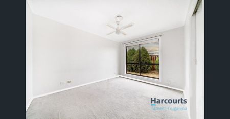 Prime location 3 bedroom home - Photo 2