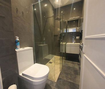 West Kensington, Talgarth Road, W14 9DB - Photo 3