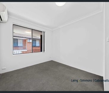 OPPOSITE SHOPPING CENTRE - Photo 3