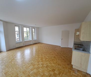 Toller Ausblick! ...direkt auf die Ringstraße! - Photo 1