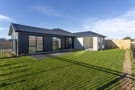 Brand New Family Home! - Photo 4