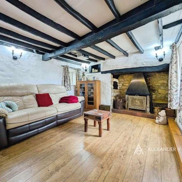 Nampara Cottage, The College, Marsh Gibbon, Bicester, Buckinghamshire, OX27 - Photo 1