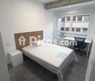 Piso en alquiler en Ourense Capital - Photo 2