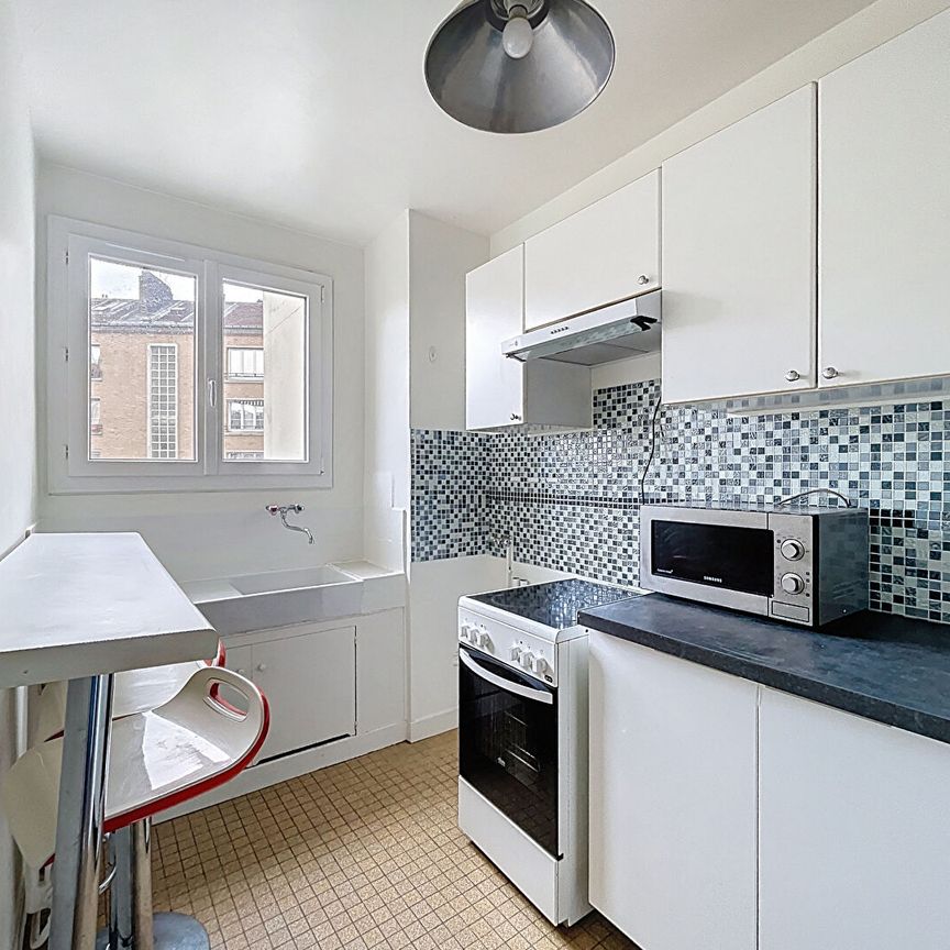 Apartment - Photo 1