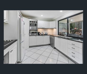 24/12 Greendale Way, Carindale, Qld 4152 - Photo 1