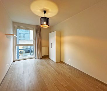 Tof appartement met 2 slaapkamers & autostaanplaats in Berchem! - Photo 2