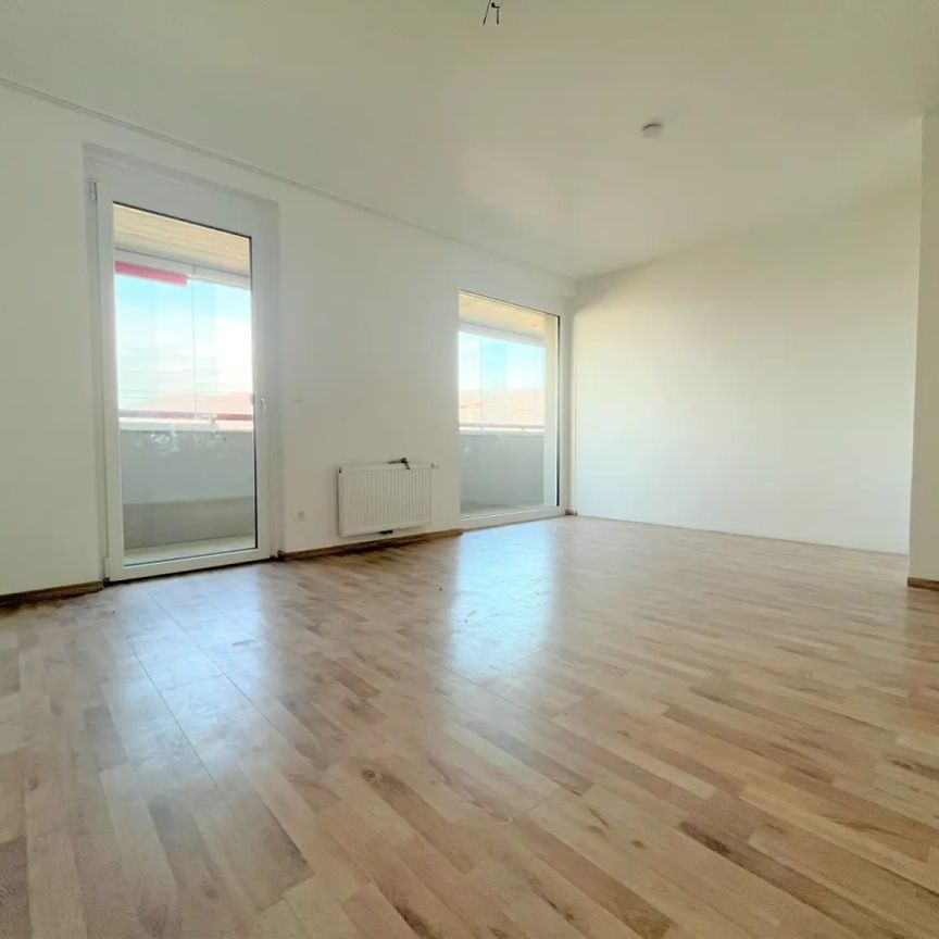 Top geschnnitten | 3 separate Zimmer mit Loggia - Foto 1