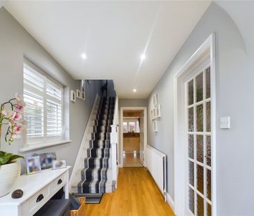 Rushden Drive, Berkshire Rushden Drive, Berkshire - Photo 2
