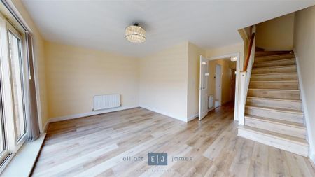 3 bedroom terraced house to rent - Photo 3