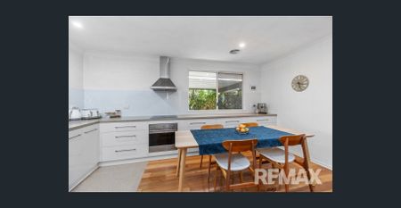 A Light-Filled Home - Photo 3