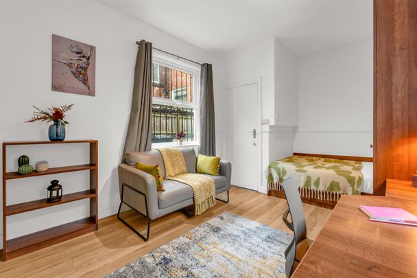 63 BRUDENELL ROAD Leeds - LS6 1HA - Photo 1