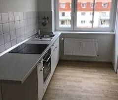 Niedliche 2 Zimmer Wohnung mit Vollbad, sofort anmietbar! - Photo 2