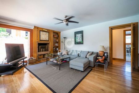 Chalet Independiente en alquiler en Conde Orgaz – Madrid | Gilmar - Foto 3