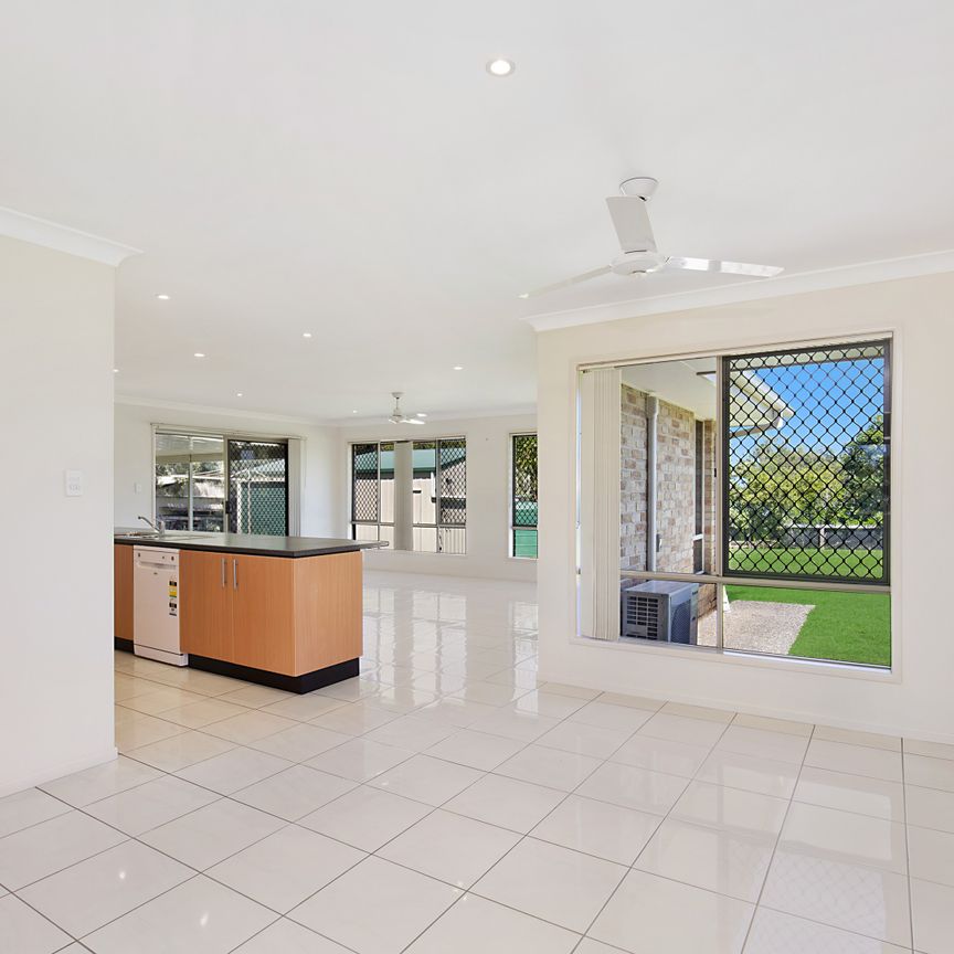 121-123 Red Cedar Crescent, Flagstone QLD 4280 - House For Rent | Domain - Photo 1