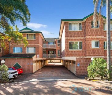 TWO BEDROOM, GAS COOKING, TWO BALCONIES , AIR CONDITIONER - Photo 5