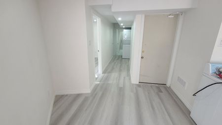 For Lease - 17 Joseph Street, Brampton, Ontario - Photo 5