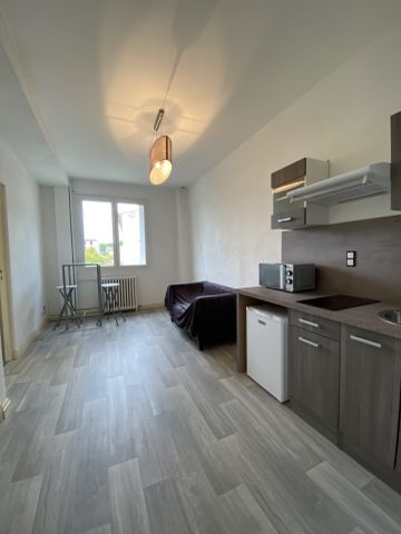 Location Appartement 2 pièces 28m² CASTELNAUDARY 11400 - Photo 2