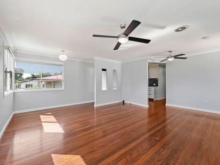 Updated Family Home - Photo 5