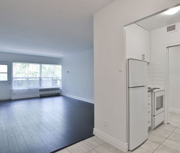 1 Bedroom - Photo 3