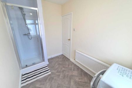 Primula Drive, Norwich, Norfolk - Photo 3