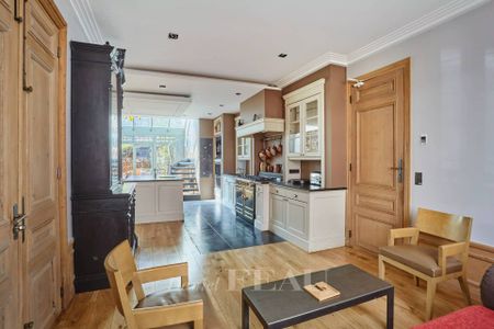 Location hôtel particulier, Neuilly-sur-Seine, 7 pièces, 470 m², ref 85703616 - Photo 3