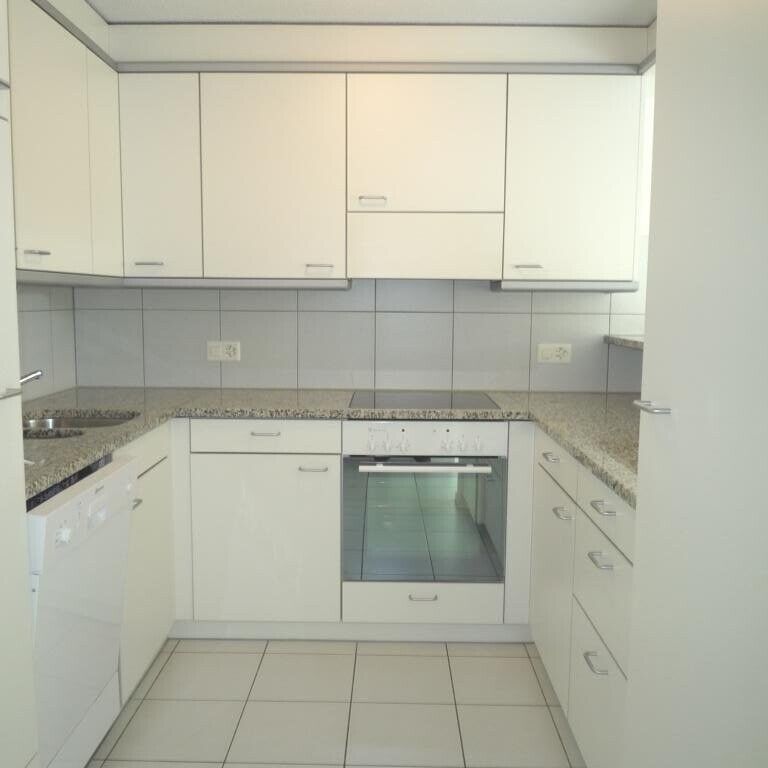 2 Nettomietzinse geschenkt, wenn Einzug vor Weihnachten - Photo 1