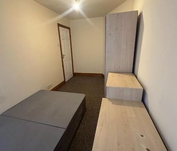 1 Donegall Avenue, Belfast, BT12 6LS - Photo 5