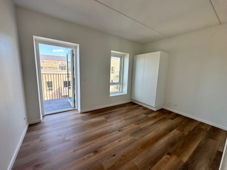 Delevenlig 3-værelses lejlighed i Stigsborg med altan - Foto 5