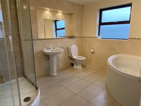 14 Killyleagh Street, Crossgar, BT30 9DQ - Photo 4