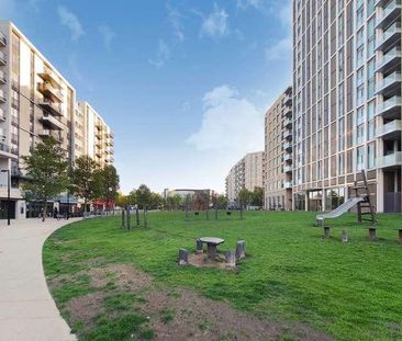 Napa Close, Stratford, E20 - Photo 4