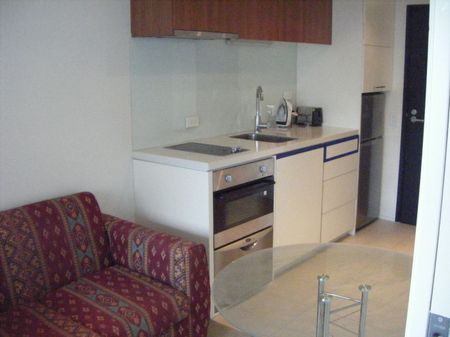 1 bedroom furnished apt with a car park - Photo 5