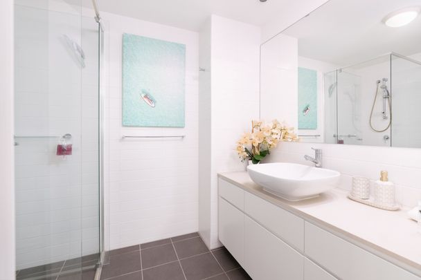 BEACHFRONT FURNISHED APARTMENT - KIRRA SURF - Photo 1