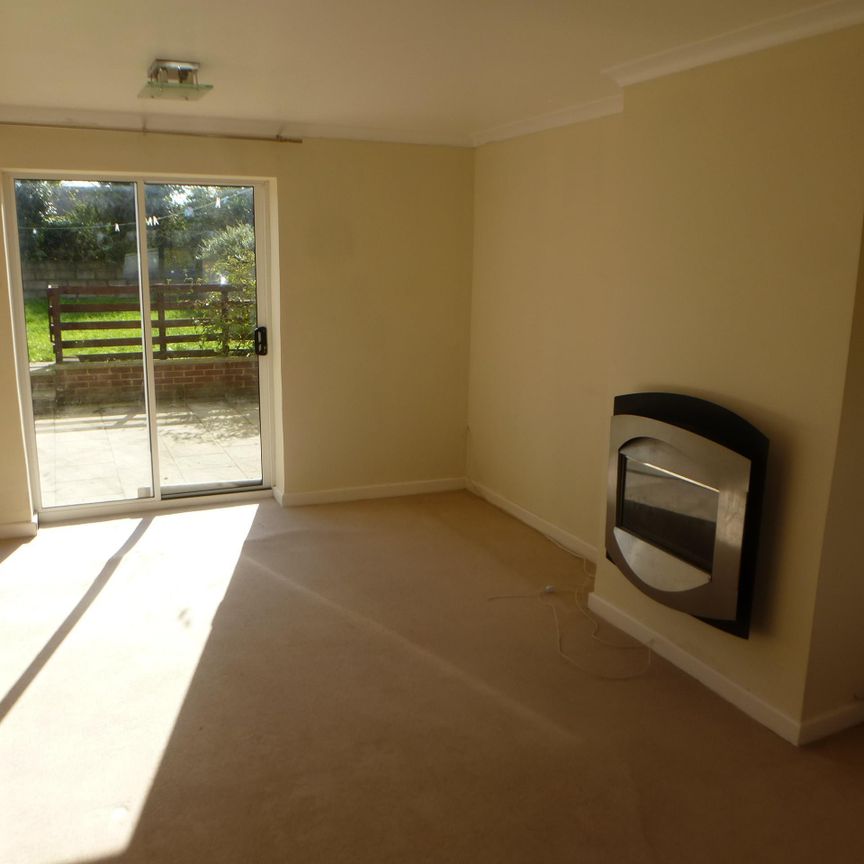 Anne Crescent, Salisbury, Durrington - Photo 1