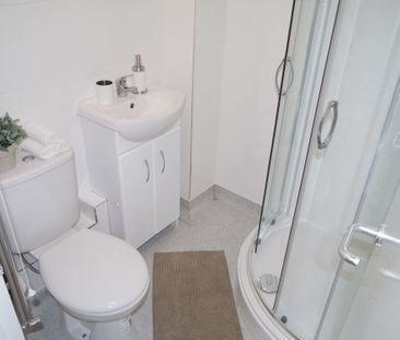 Flat 2, 46 Headingley Lane, LS6 2EL, Leeds - Photo 5