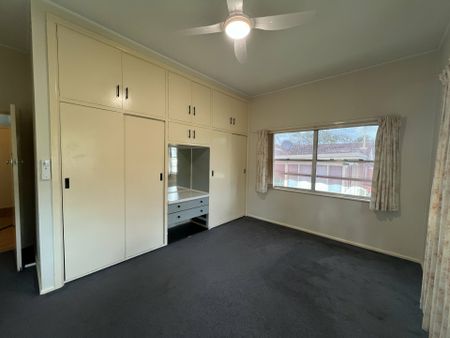 Well maintained furnished granny flat - Photo 4