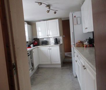 4 bedroom cottage to rent - Photo 6