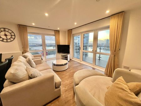 3 bedroom flat to rent - Photo 3