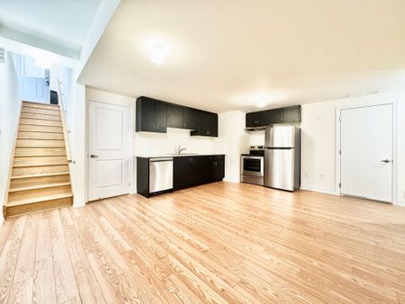 For Lease - 106 Durham Avenue Unit# Basement, Barrie, Ontario - Photo 3
