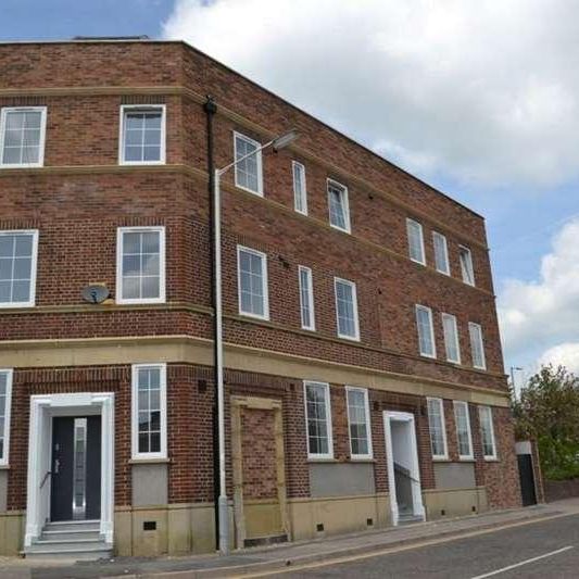 Duke Street, Luton, LU2 - Photo 1