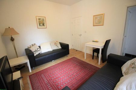 5 bedroom terraced house to rent - Photo 2