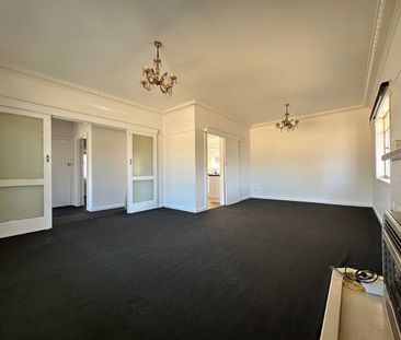 “A Well Presented & Affordable Home – Don’t Miss This!” - Photo 2