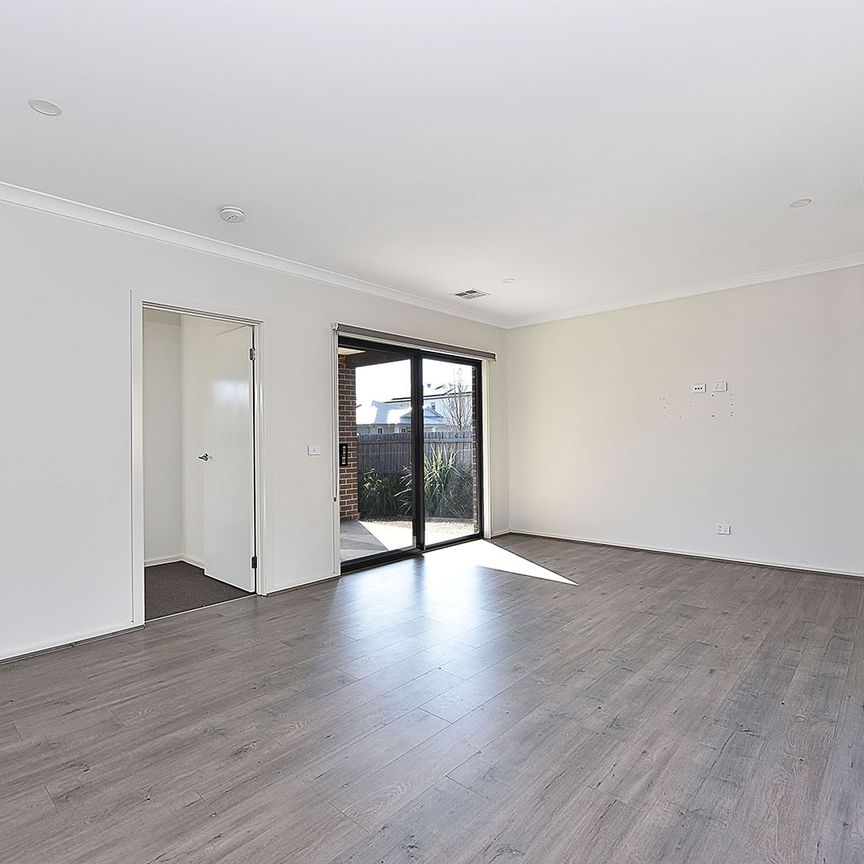 Location! - Photo 1