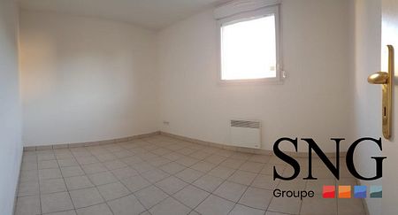 T2 AVEC BALCON ET 2 PARKINGS - Photo 4