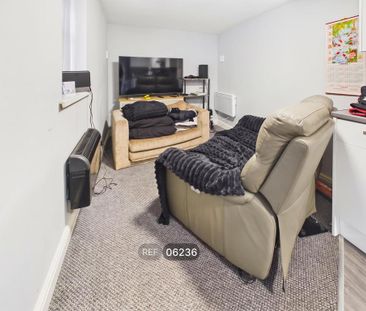 1 bedroom property to rent - Photo 1
