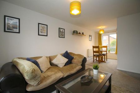 2 bedroom apartment to rent - Photo 4