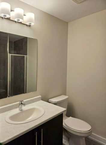 For Lease - 4 Guardhouse Crescent, Markham, Ontario - Photo 3